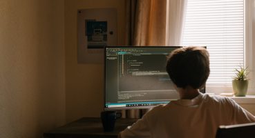 Bilgisayar Yazılımı Eğitimi Alarak Kariyerinizi Geliştirin